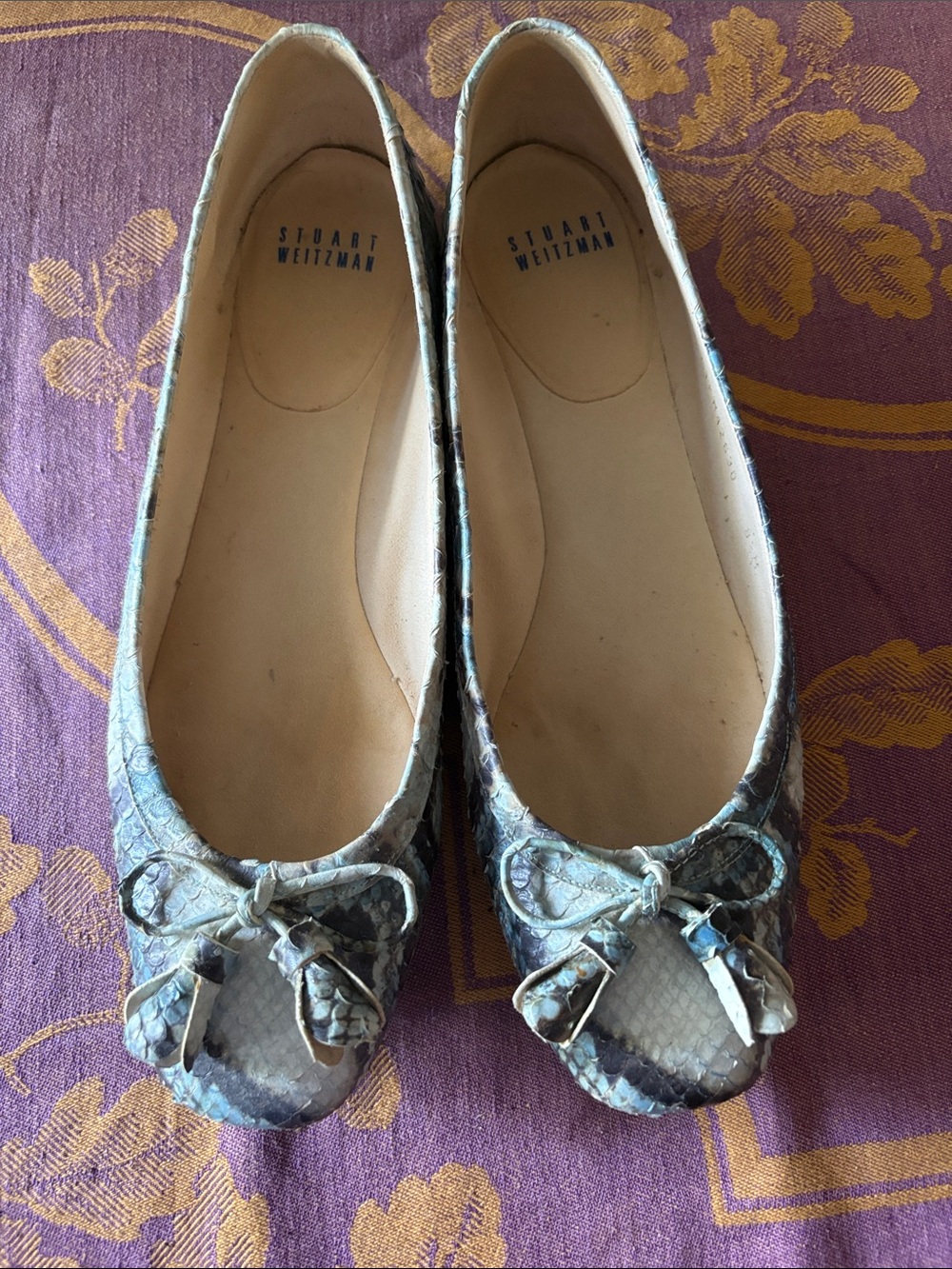 Stuart Weitzman Gray-Blue Snake-Print Bow Ballet Flats